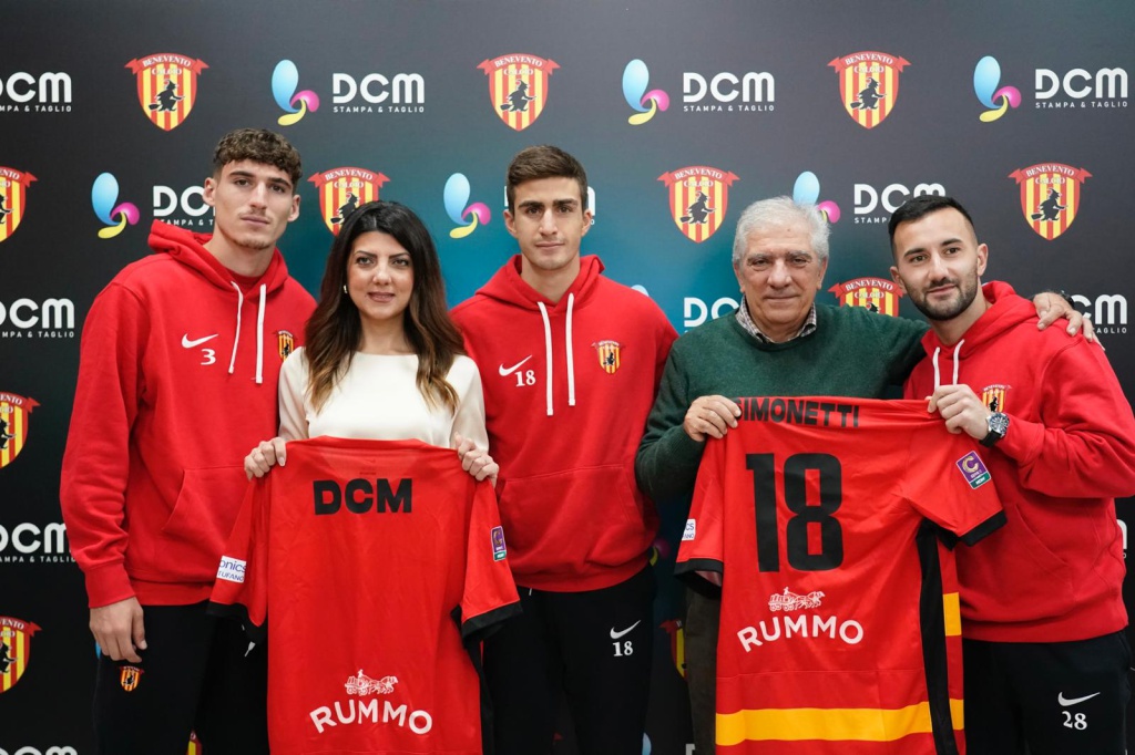 il-benevento-calcio-in-visita-da-dcm-per-la-quarta-tappa-della-giornata-degli-sponsor